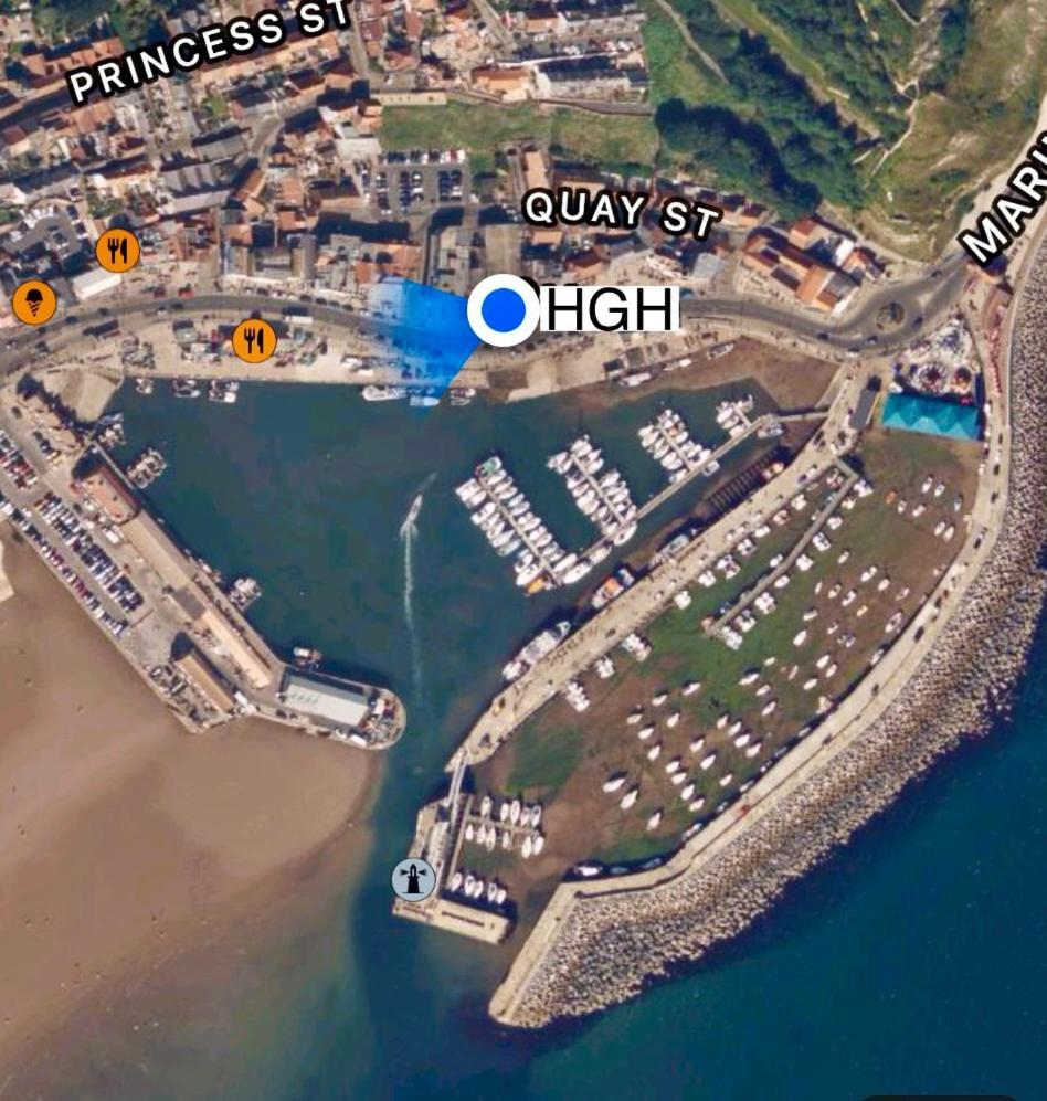 Herring Girl House - Harbourside Property, Sleeps 8 Scarborough Esterno foto